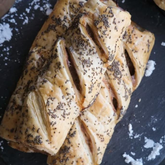 

Frozen Sausage Roll TERLARIS TERPERCAYA ORIGINAL