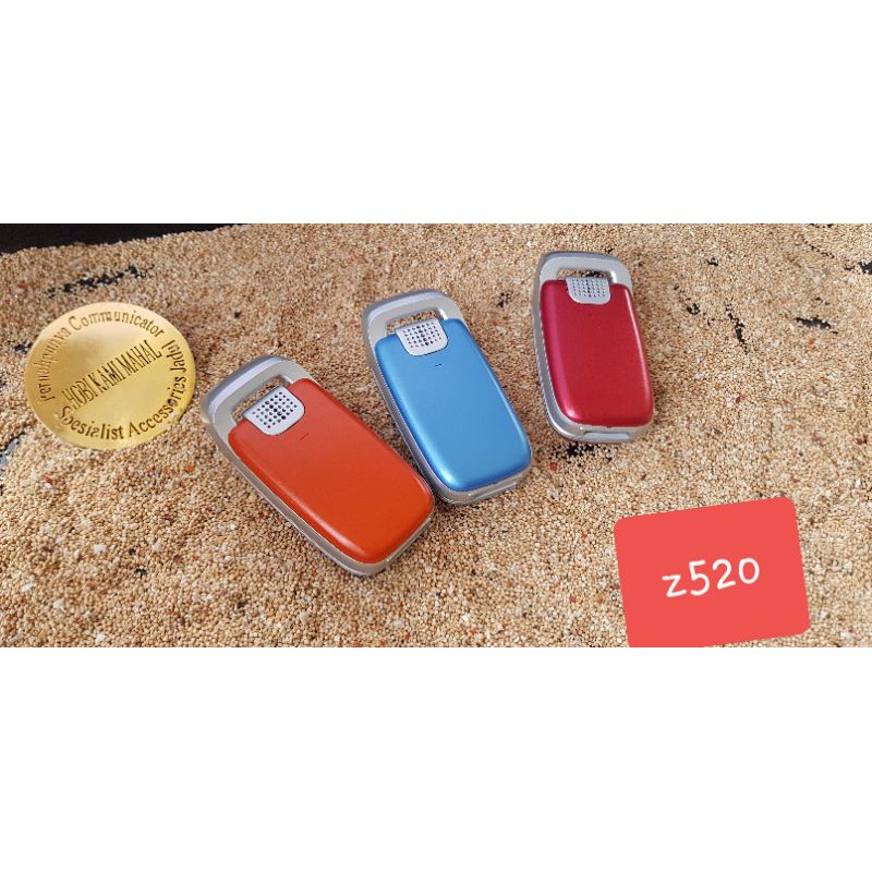 casing sony ericsson z520 colour