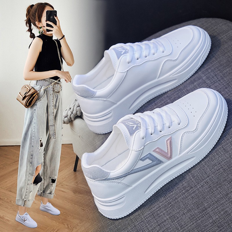 Sepatu Sneakers Wanita Warna Putih Gaya Casual / Korea untuk