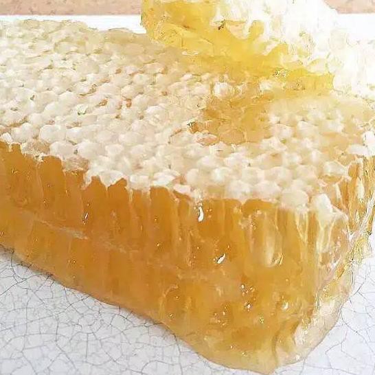 

Best Seller!! KODE-288 BISA COD 250gr MADU SARANG ( HONEYCOMB) Jenis lebih Apis Melifera / Mellyfera