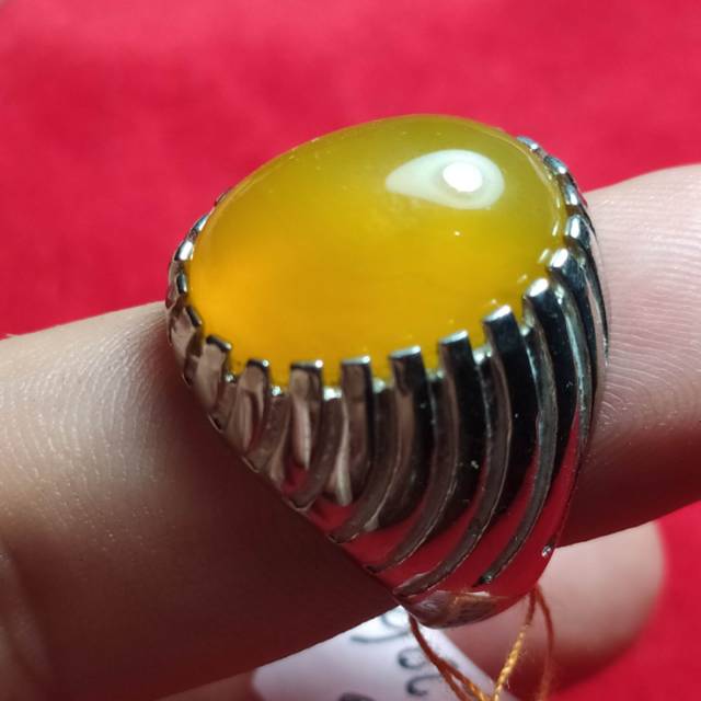 Natural si kuning ekstra Joss aka kuning Golkar jenis kalsedon bukan bacan atau Obi