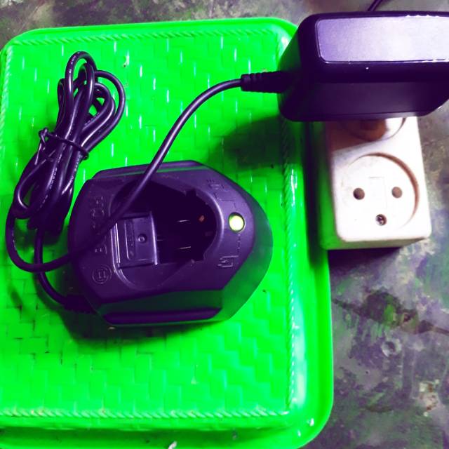 charger bor portable / power tool bosch