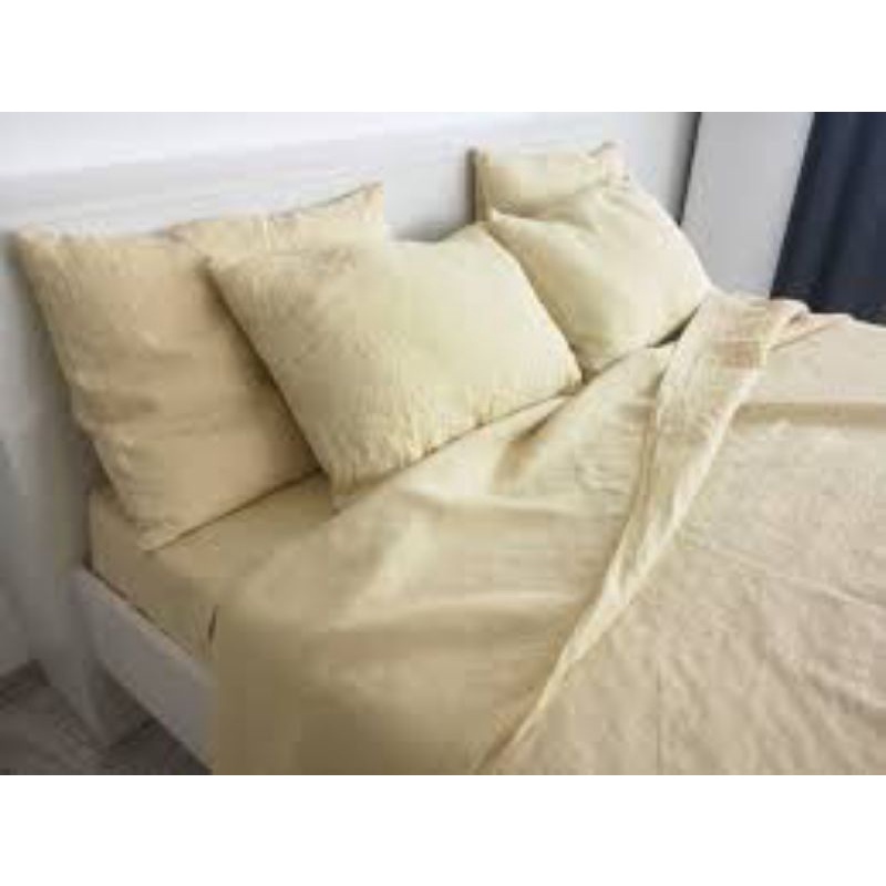 FLAT SHEET / TOP SHEET / SPREI TANPA KARET