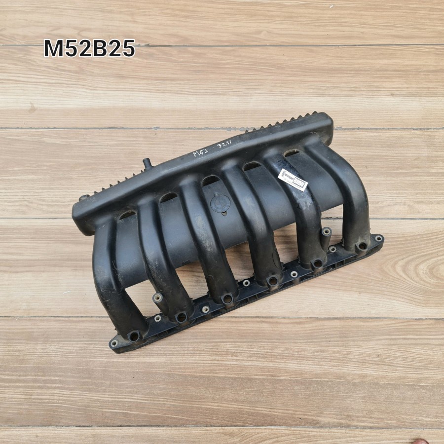 intake manifold BMW 323i E36 M52