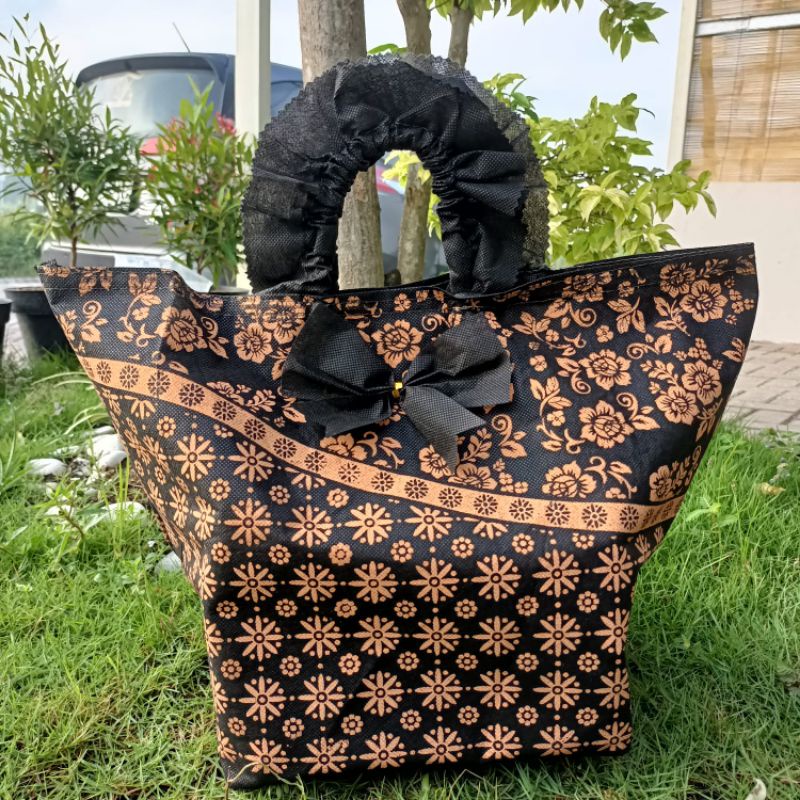 

Tas hajatan uk. 22x22