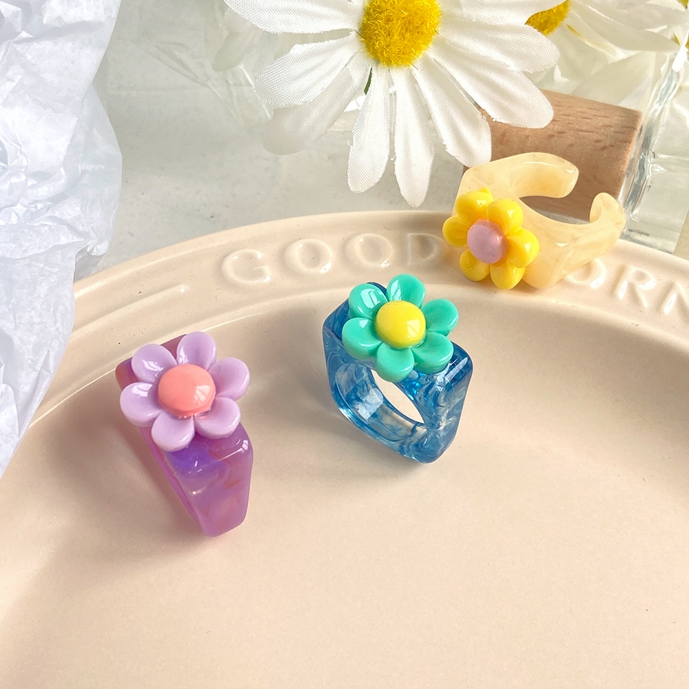 2021 New Korean Summer Resin Flower Rings Cream Color Opening Ring for Women Party Aesthetic Jewelry Gifts