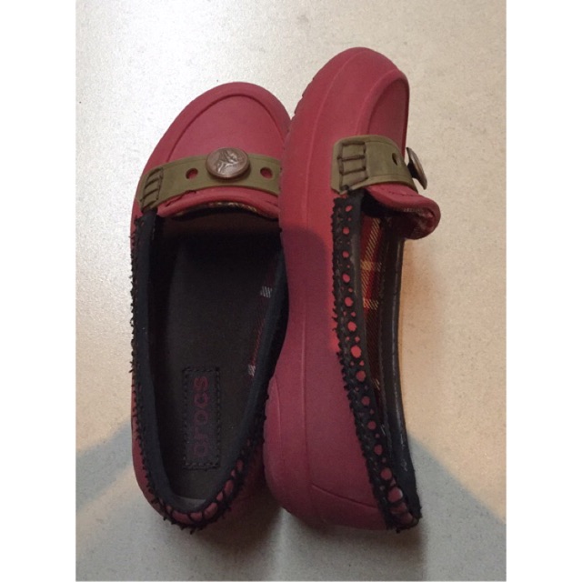 Sepatu Crocs 100% Original (preloved) Size 12 (US)