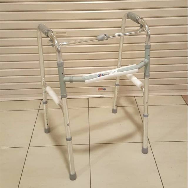 Walker Gea/ Alat Bantu Jalan/ Walker Lansia