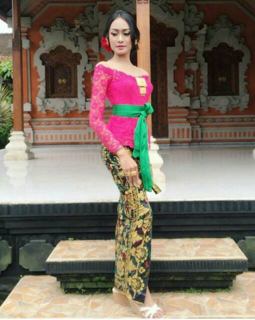 Kebaya Nagita kebayabali kebaya saja