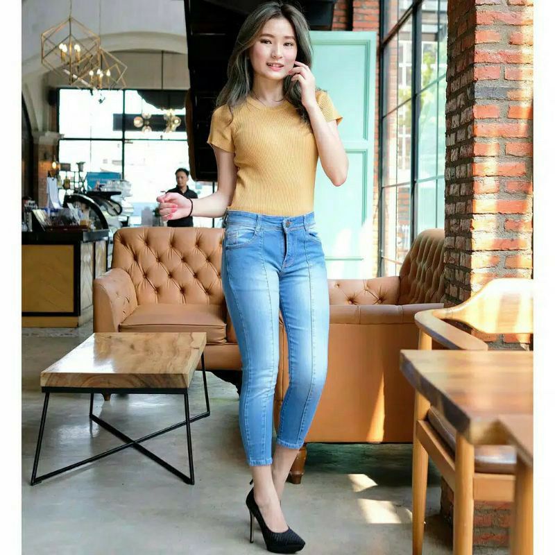 celana jeans wanita// celana panjang jeans// celana boyfrend// ceala wanita trend //SKYNI 7/9