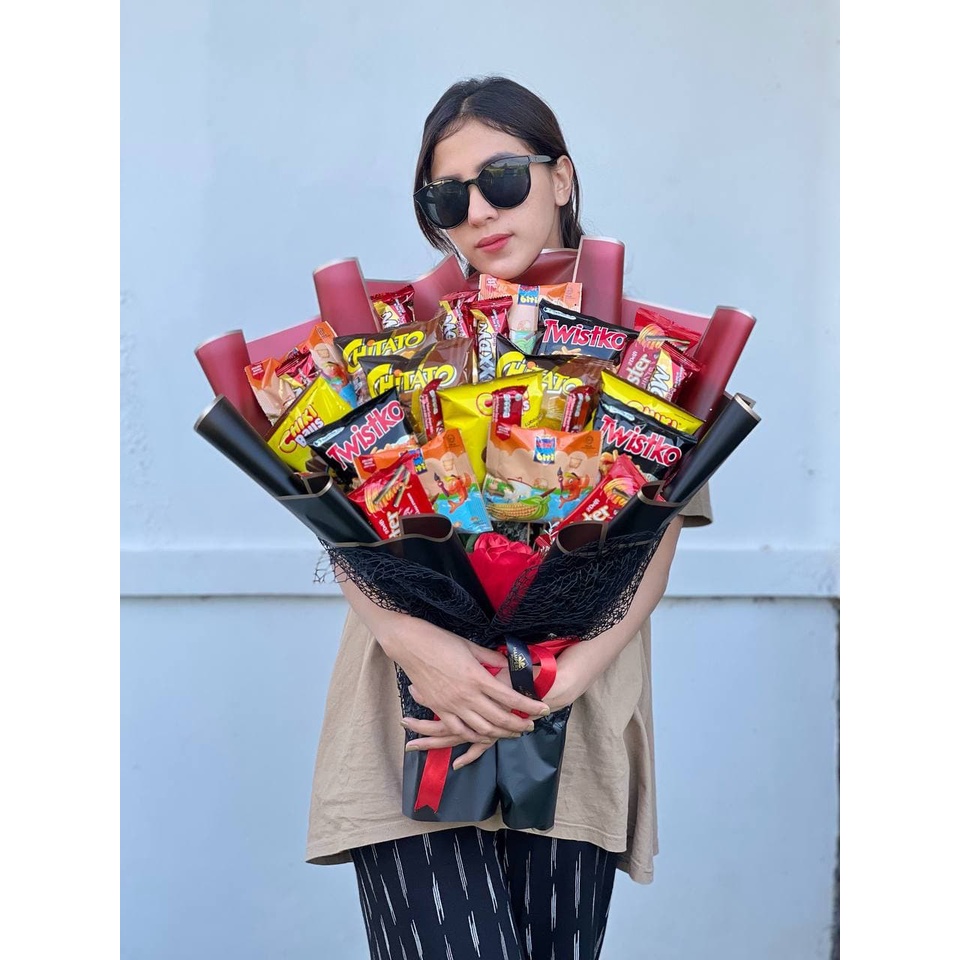 

( FREE KARTU UCAPAN ) buket snack / bouquet snack / buket snack murah / buket wisuda / buket valentine