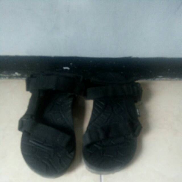 Sandal gunung  4Rei sz 40