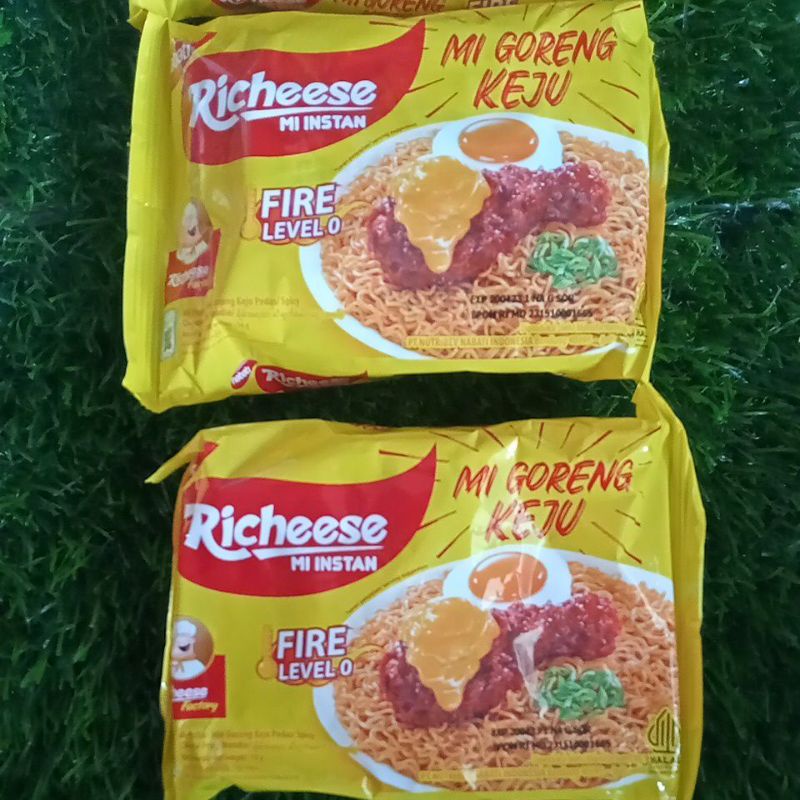 

Richeese mie instan (mie goreng keju)