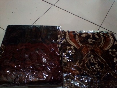 Maura Couple - Sania Ruffle Batik Couple Ori Ndoro Jowi Garansi Termurah Shopee - Syahrini Couple