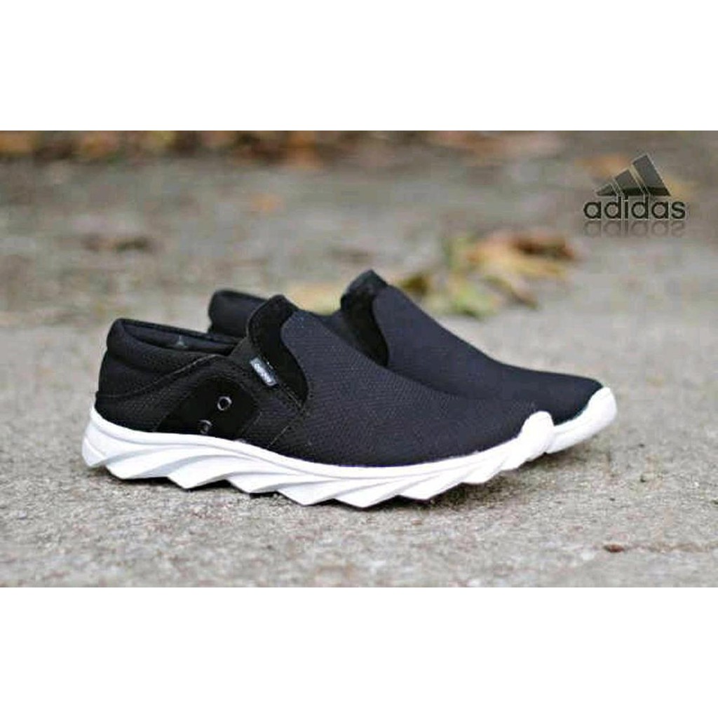 sneaker slip ON