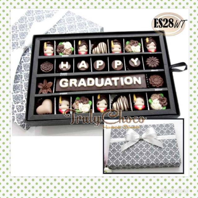 

Hadiah special cokelat trulychoco edisi wisuda