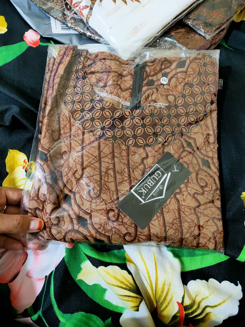 Atasan Batik Dolby Dolbi Dobby Doby Tenun Sutra Tulis Halus Katun Atbm Baron ,sarombit Atasan