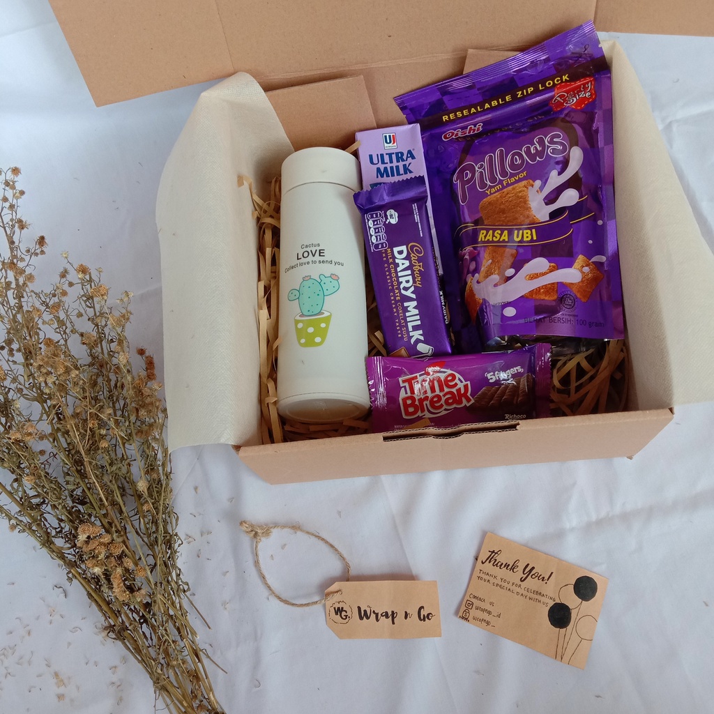 

Parsel Hamper Tumbler Snack Box Murah Valentine Ultah Wisuda Kado Anniversary Real Pict Ungu Putih
