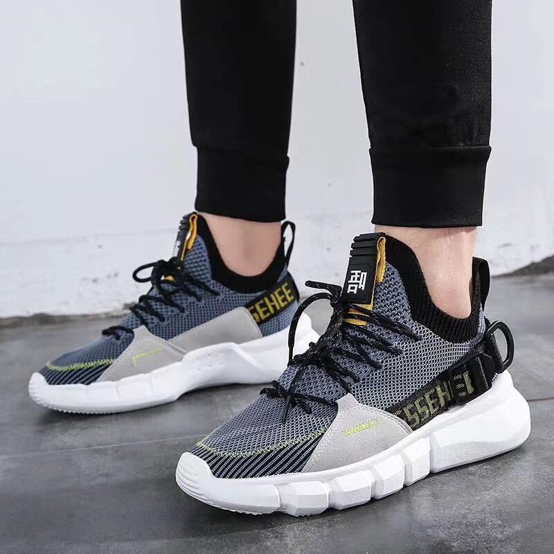 Sepatu Sneakers Pria kasual Nyaman mesh breathble Sneakers impor mode Sepatu bernapas