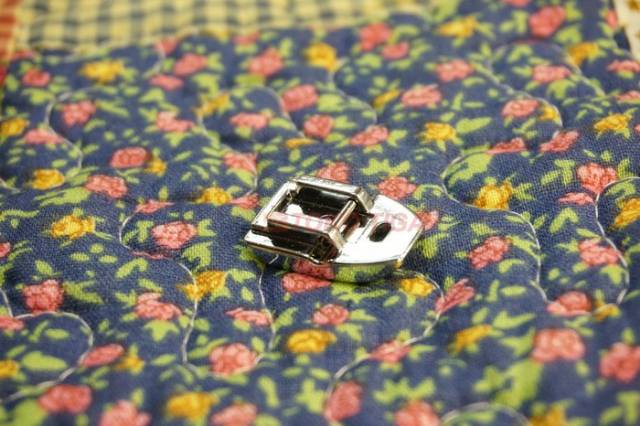 Sepatu Retsleting - Ritsleting - Resleting Jepang atau Invisible Zipper Foot Besi