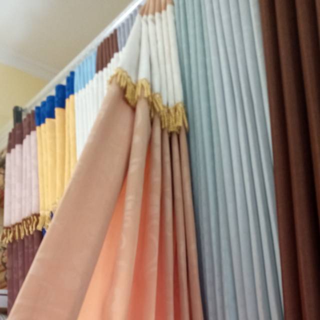 Gordeng embos poni tempel