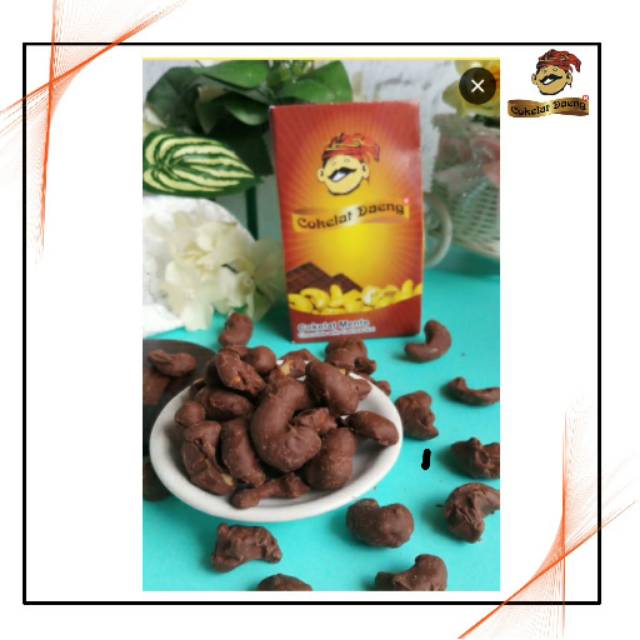 

Cokelat Daeng Mente or Chocolate with cashew nuts