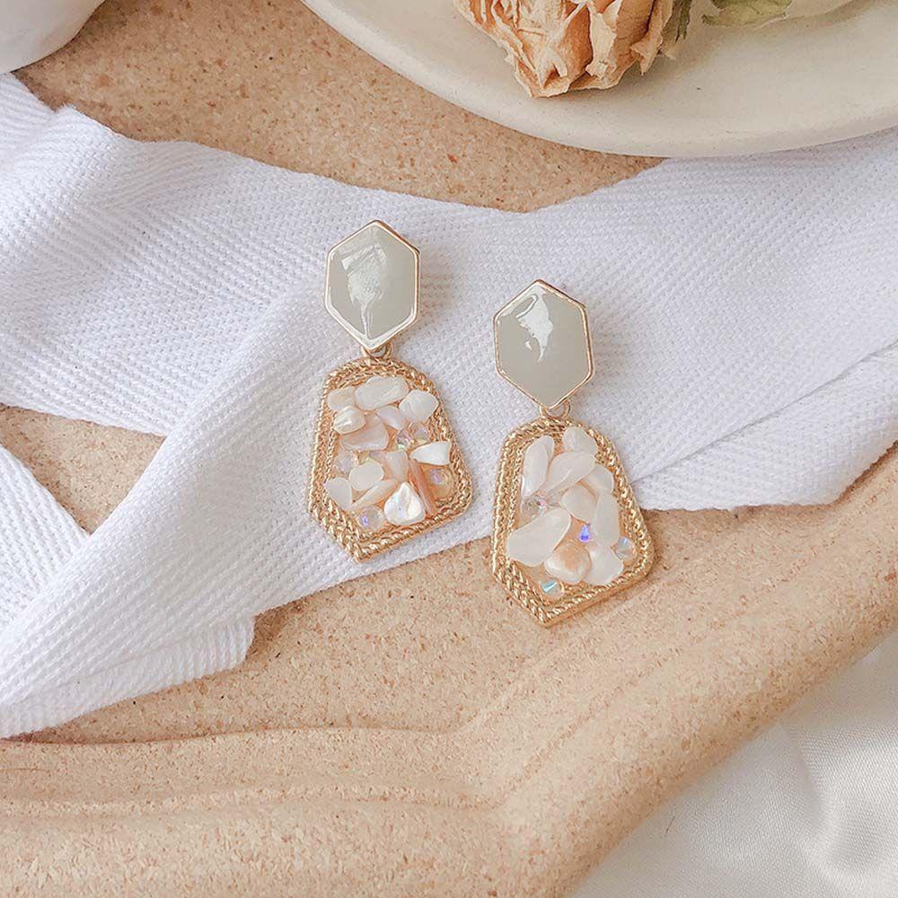 NEEDWAY Anting Stud Mewah Fashion Temperamen Aksesoris Hadiah Untuk Wanita Berlian Imitasi Kristal Menjuntai Earring