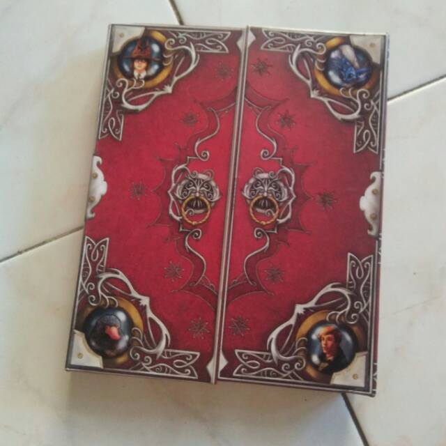 HARRY POTTER POP UP BOOK