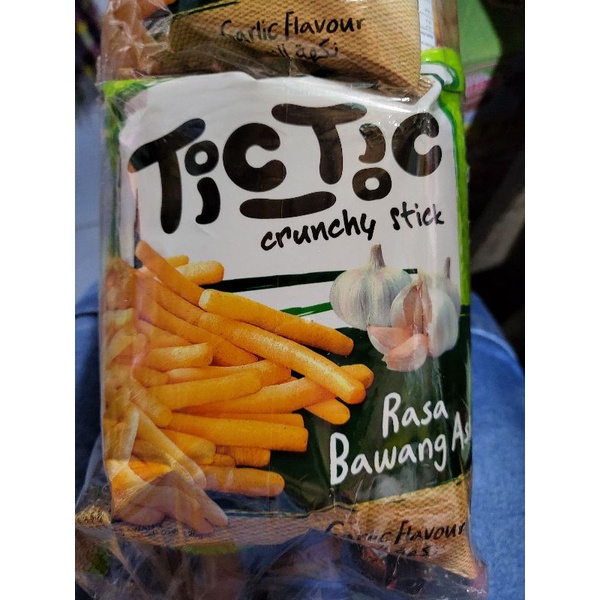 

snack tic tic snack jadul tic tic chrunchy stick rasa bawang balado isi 10pcs