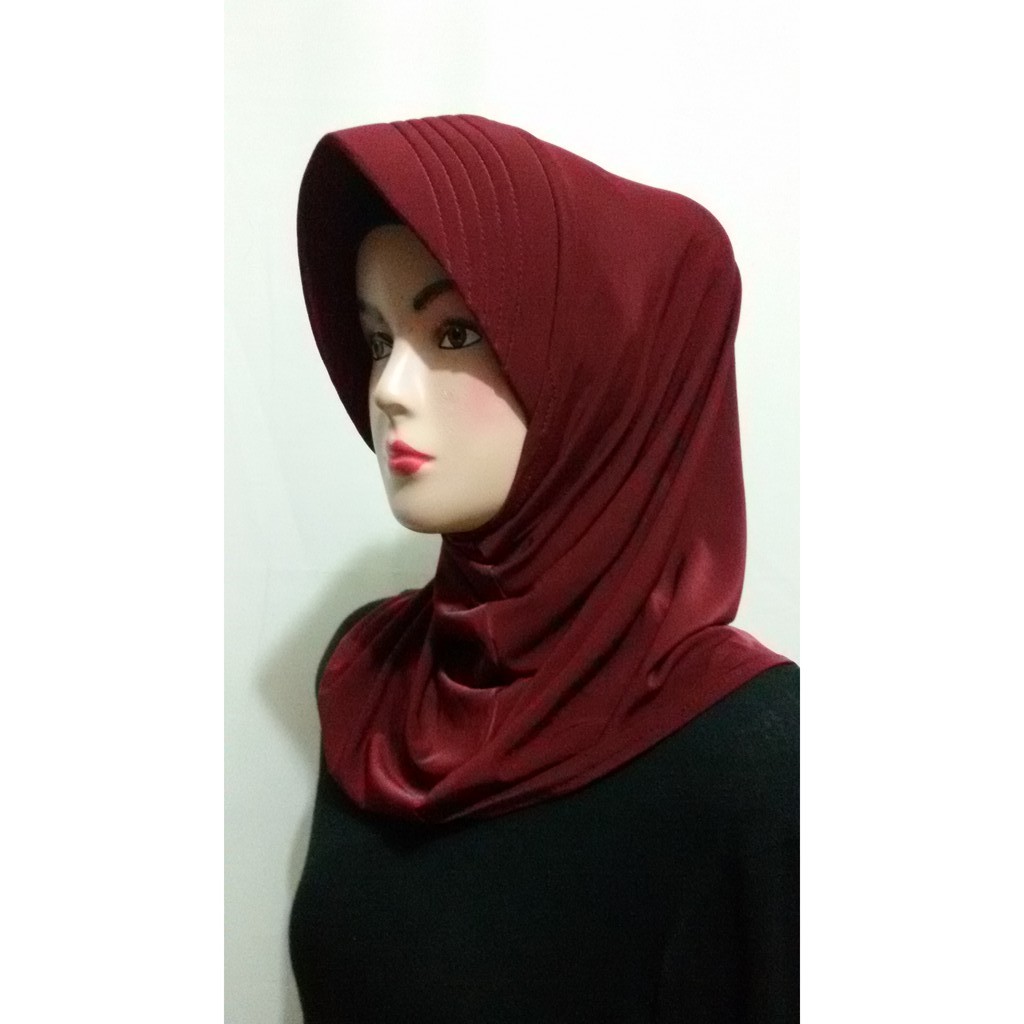 Bergo pendek/Inner Jilbab Maroon