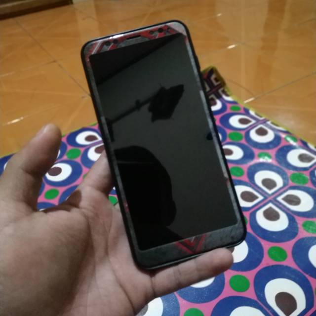 Xiaomi redmi 5 plus 4/64GB like new resmi TAM