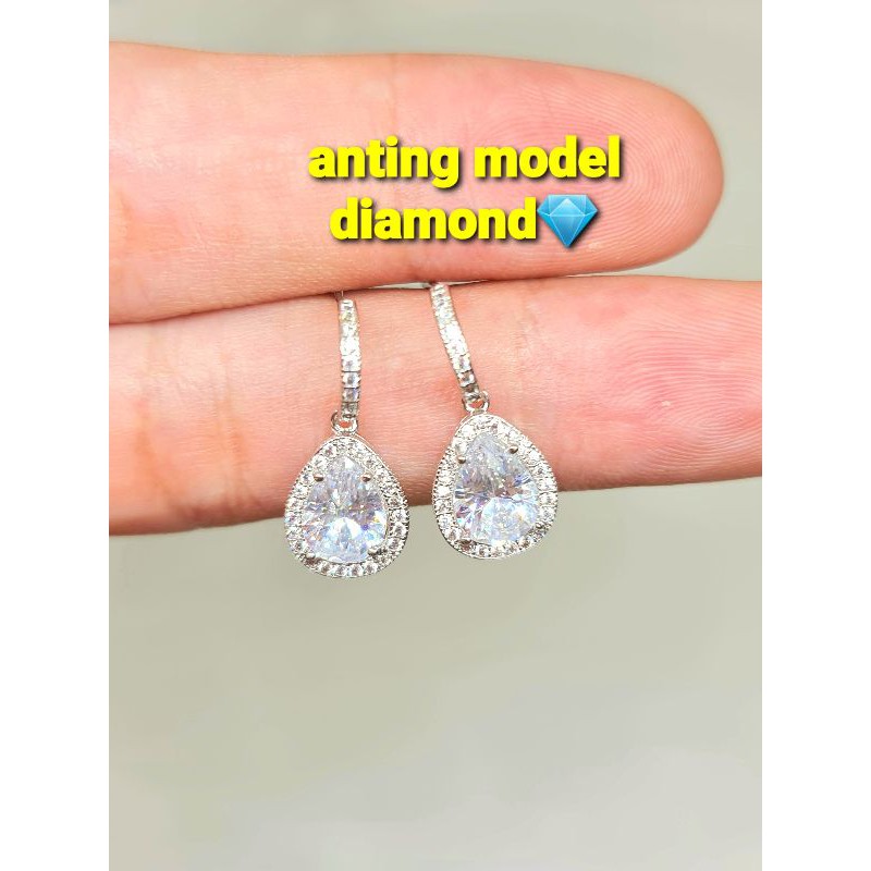anting model baru,anting tusuk terbaru,anting tusuk model baru,anting terbaru