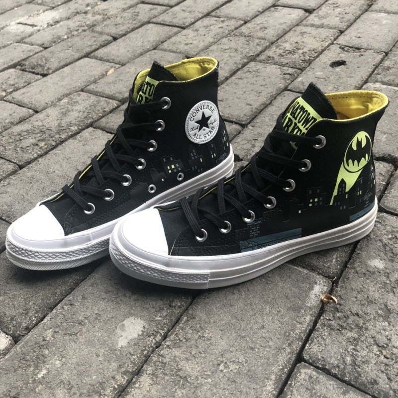 converse batman chinatown Size 40