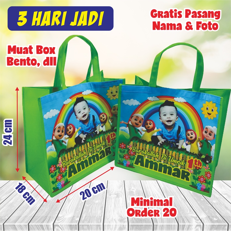 

TAS HADIAH KADO BISA PASANG FOTO ANAK, NAMA BISA PILIH KARAKTER KARTUN