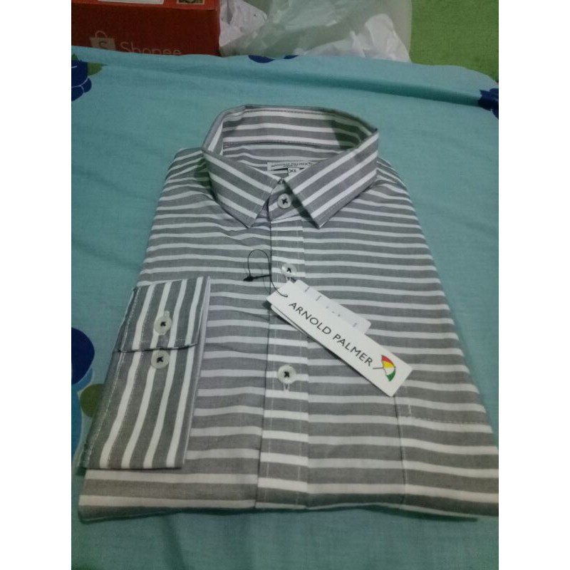 Kemeja Arnold Palmer Lengan Panjang Warna Abu Motif Garis Size XL Modern Fit Europe Size