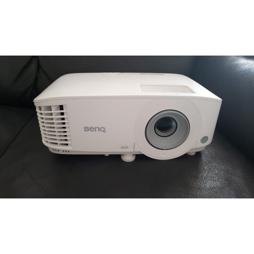 Proyektor BenQ MX604