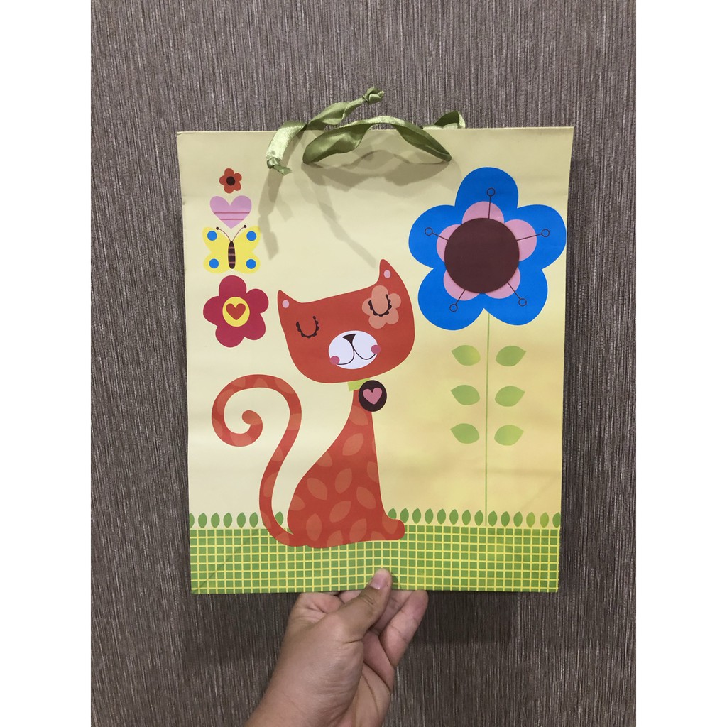 

P.26xL.9xT.32CM, KUCING PAPER BAG GOODIE BAG, BAHAN PREMIUM TEBAL