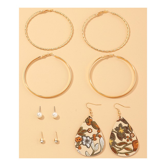 LRC Anting Set Fashion Gold Color Geometric C-shaped Pu Pearl Alloy Earring Set K27041