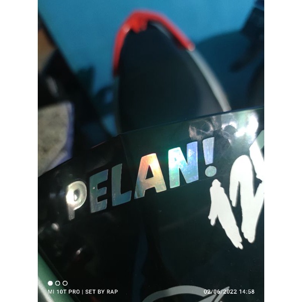 

stiker pelan kutting hologram
