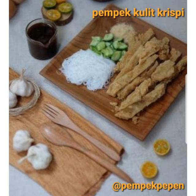 

Pempek kulit krispi