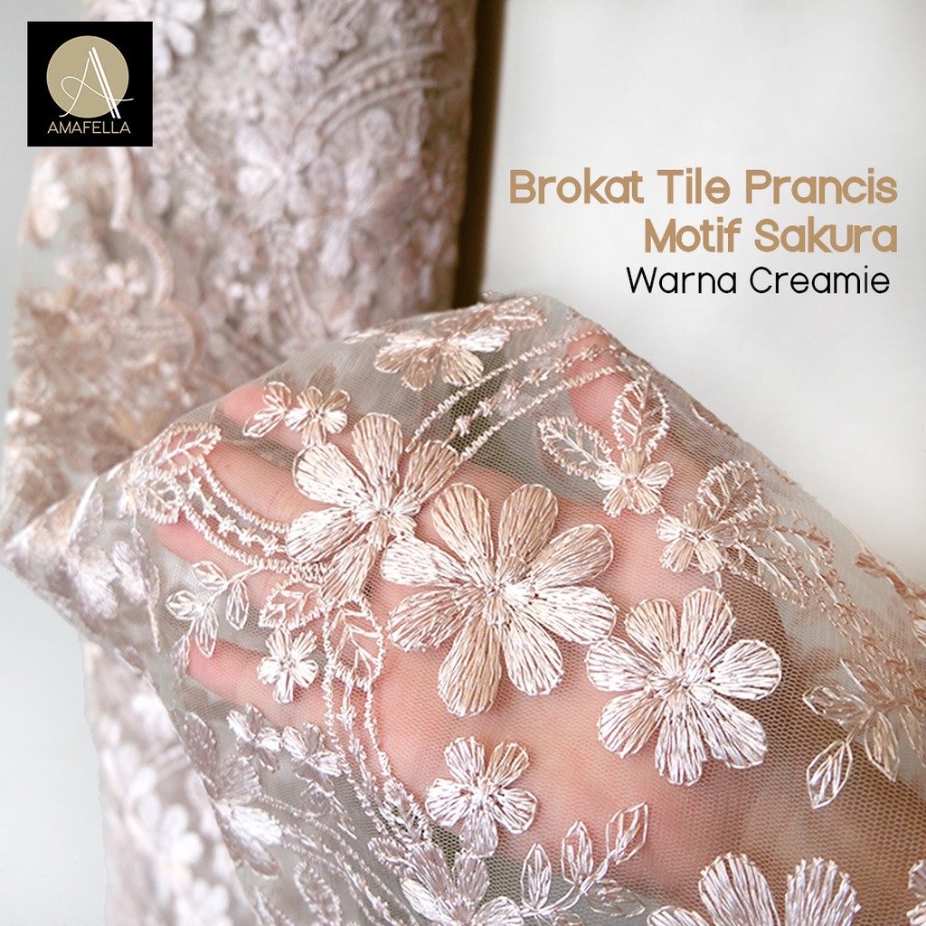 1/2 meter Kain Brokat Tile Prancis Premium Bahan Kebaya Motif Sakura Warna Creamie