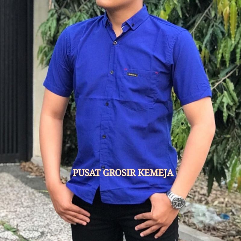 Kemeja Pria Lengan Pendek / Kemeja Putih Polos / Kemeja Slim'fit