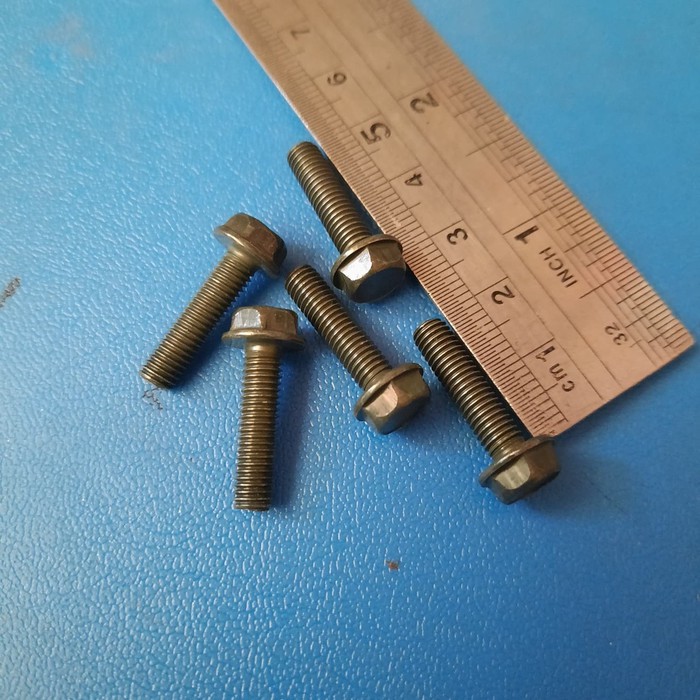 baut topi 8 tau 5mmx2cm