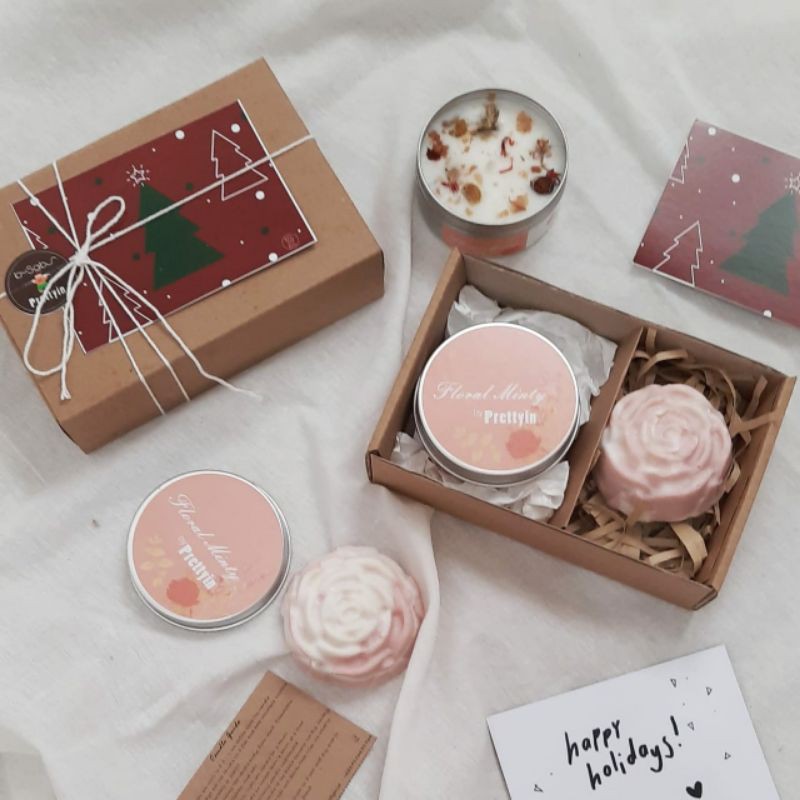 Hampers kado Natal Sabun Artisan Soap Bar dan scented Soy Candle