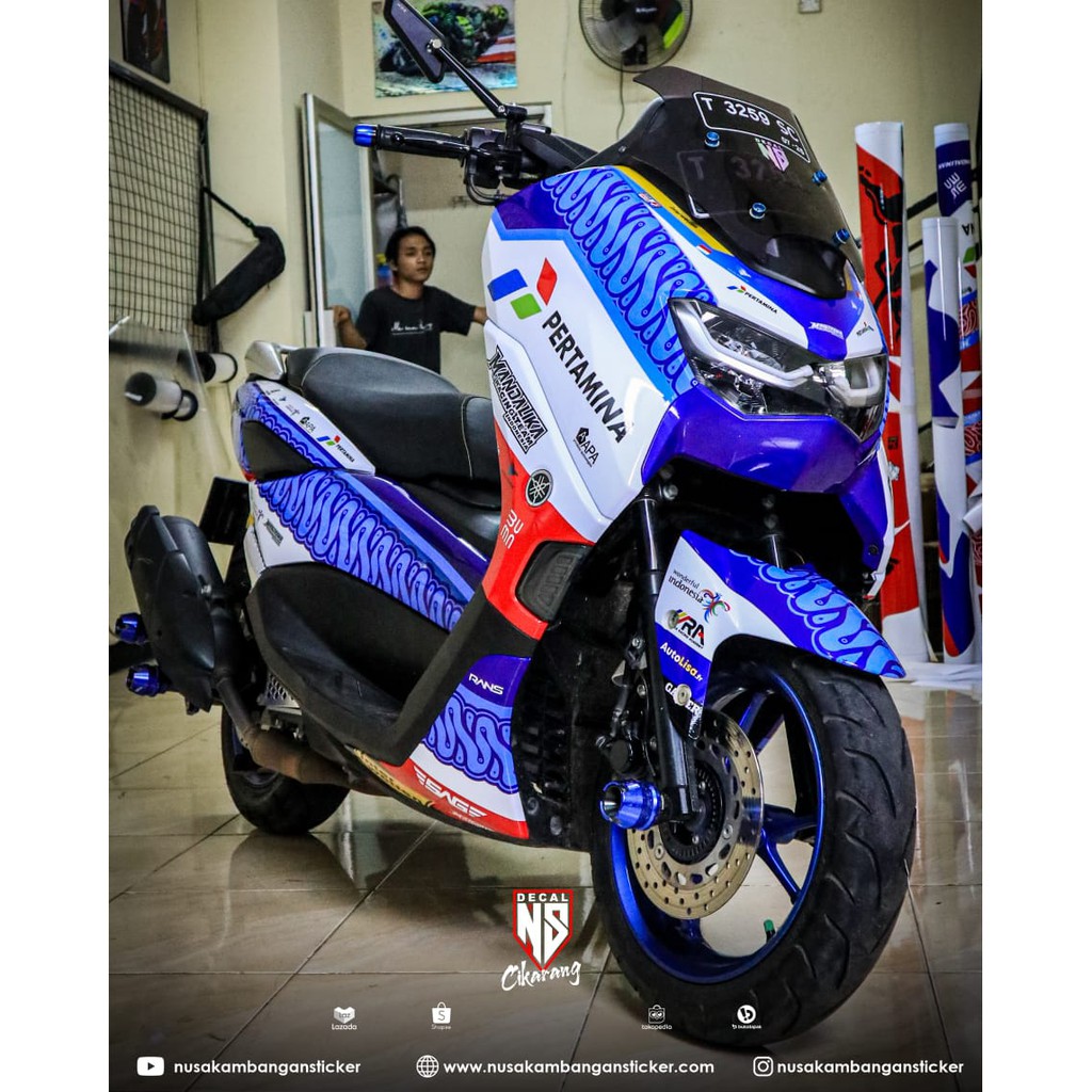 Stiker New Nmax Mandalika