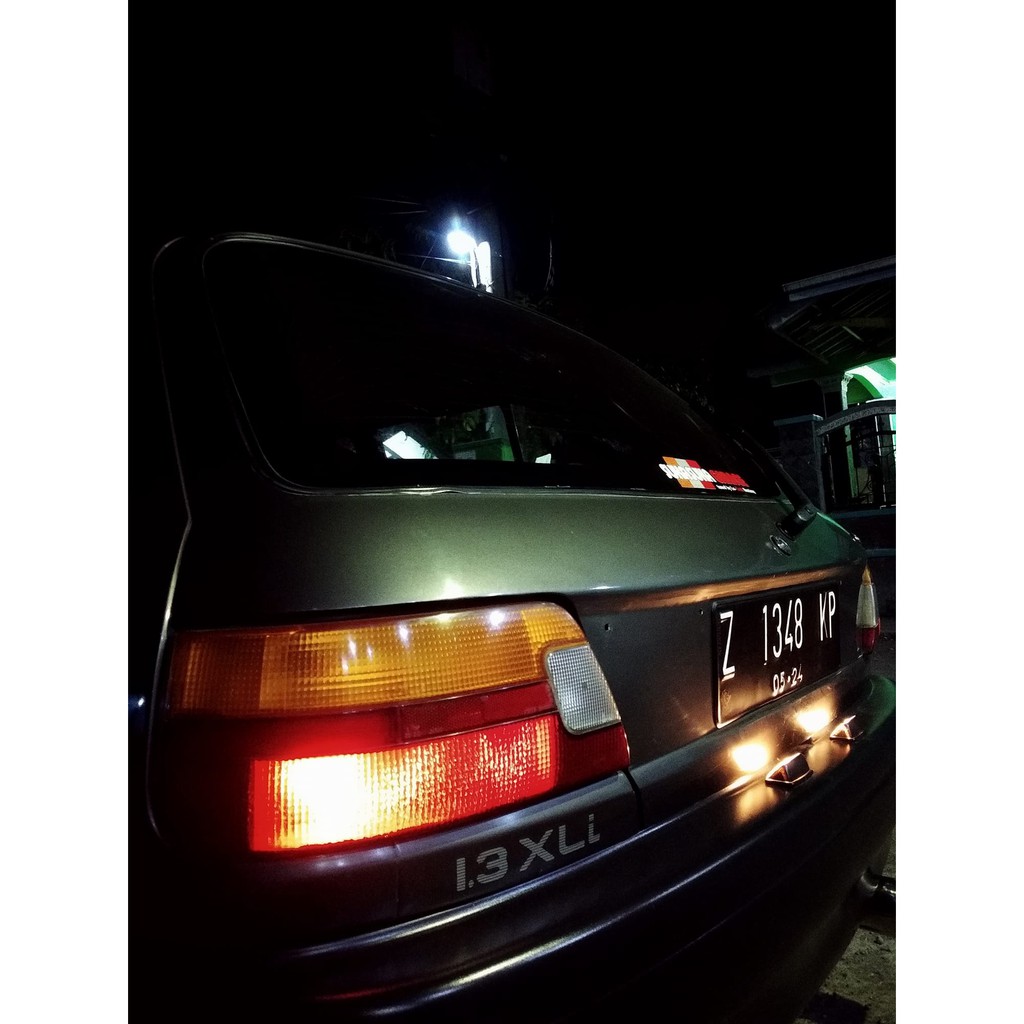 Stiker 1.3 XLi Toyita Starlet