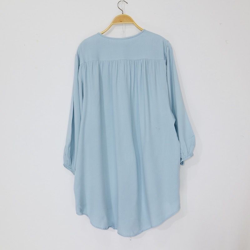 Auretha Jumbo Long Blouse Rayon Twill/ Kemeja Basic Oversize Wanita