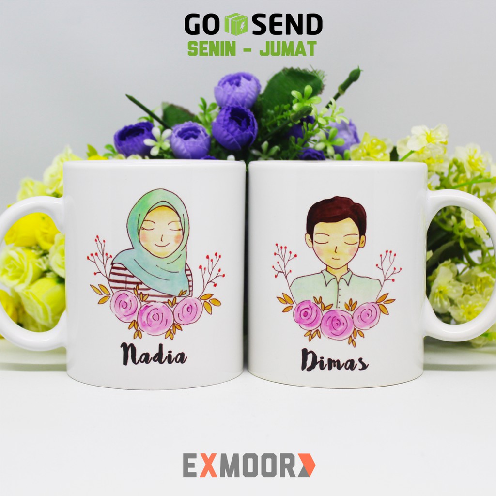 Mug Couple Doodle Pengantin Hijab Simpel untuk Kado Pernikahan