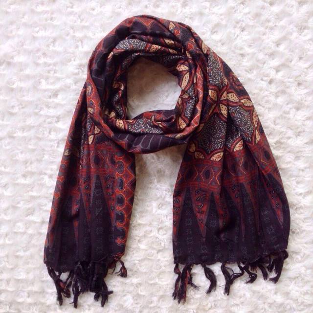 Omah Etnik Scarf Batik Syal Batik Balian Kawung - Hitam