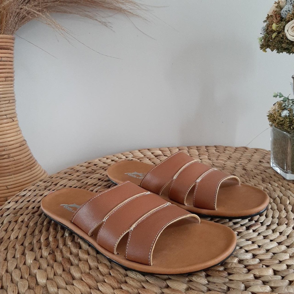 SANDAL PRIA MODEL EEGANT BAHAN KULIT SAPI BERKUALITAS